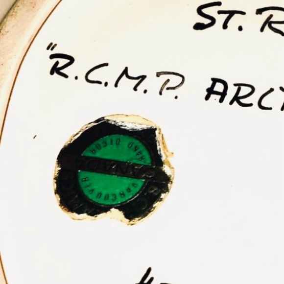 Vintage Herta Gerz BC Ceramics Pottery Shield Dish Vancouver RCMP Arctic Ship - Picture 7 of 9